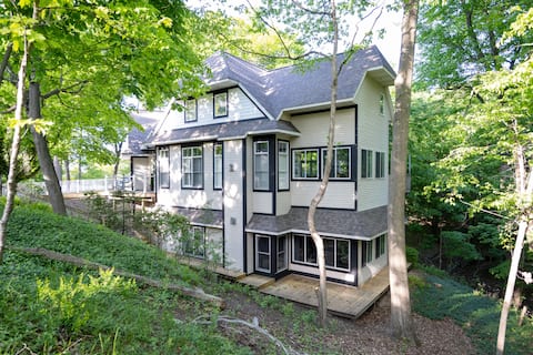 Stunning Home w/Lake MI Association Beach