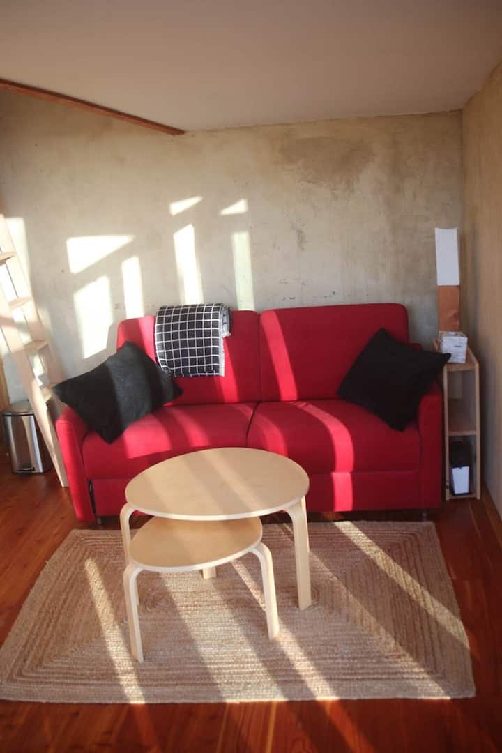 Les Cabanes Autour Du Tilleul, La Cabane Rouge - Oradour-sur-Glane