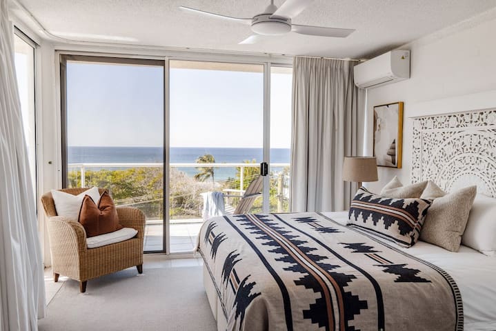 Hydra – 3 Bedrooms, Ocean views, Pool gallery image 4