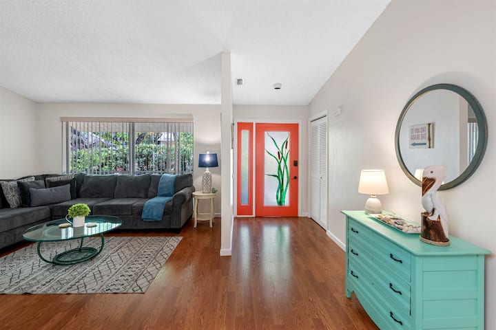 Amazing 3br 2ba Pool House – Relax & Unwind! - Tarpon Springs, FL