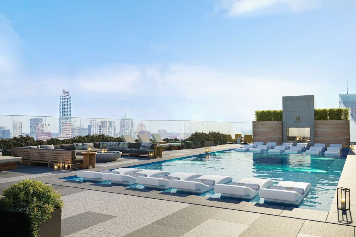 Steps to Rainey St | Heated Pool | Gym