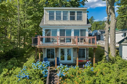 Lakefront, Mtn Views, Hot Tub, Game Room, & More!