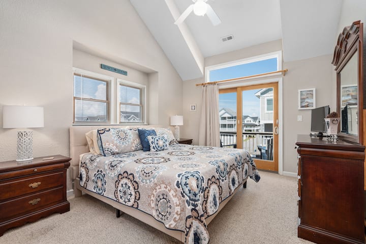 OSO84: Ships Ahoy | TL Slaapkamer 7 - King, eigen badkamer, toegang tot het dek