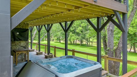 NEW River Rendezvous - Luxury in Lansing