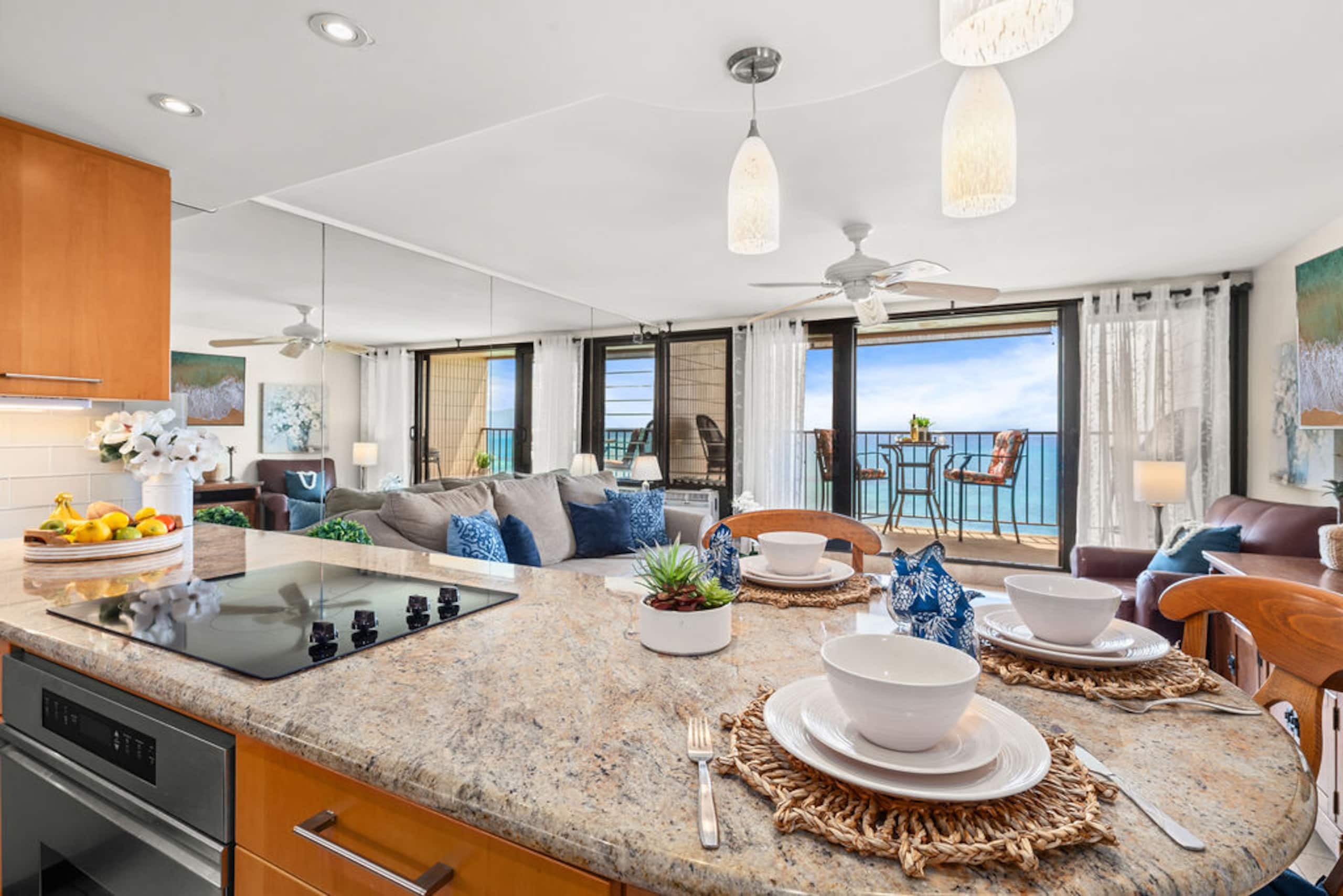 Spectacular Oceanfront Views - Image 11