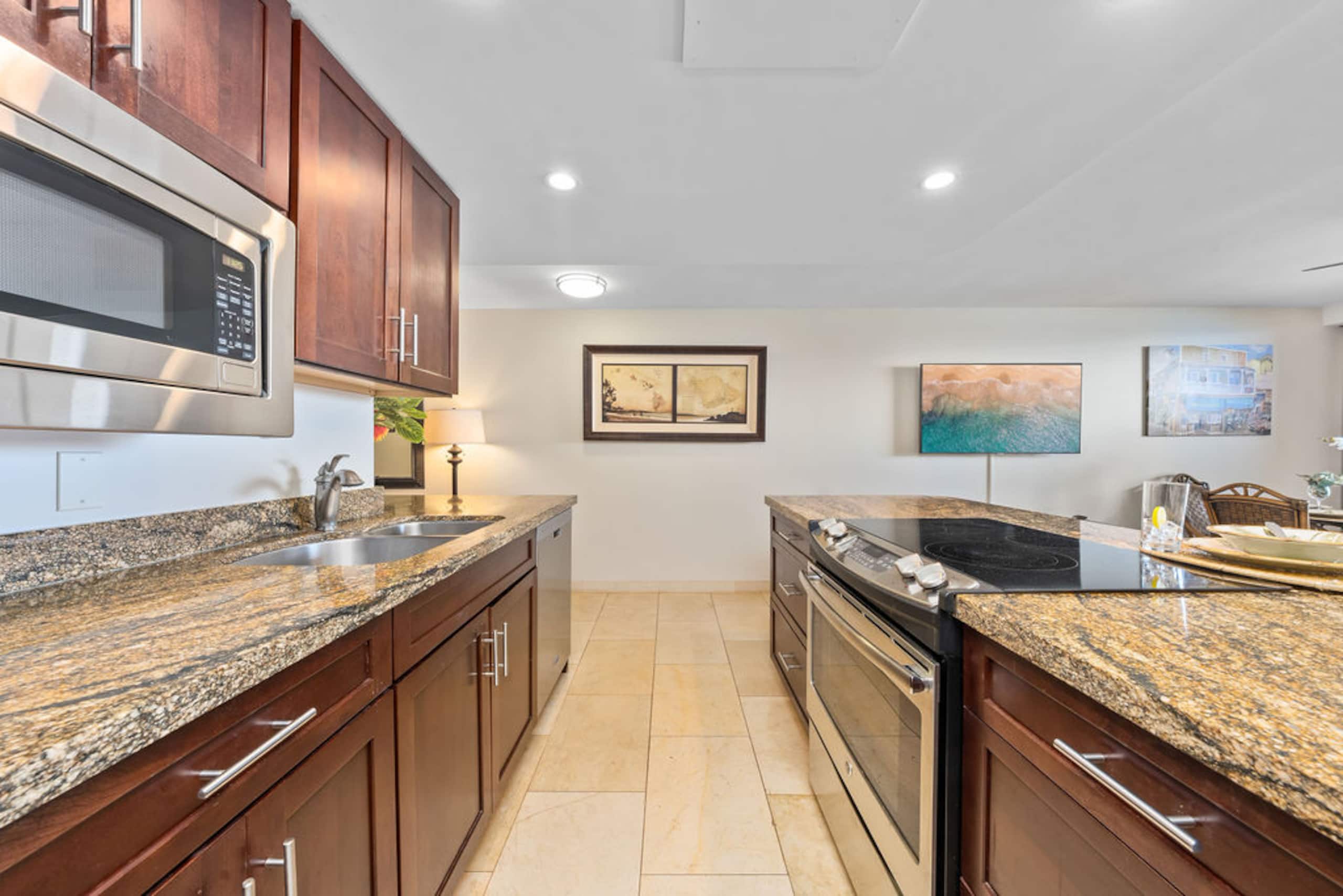 Top Notch Condo w/ AC - Image 12