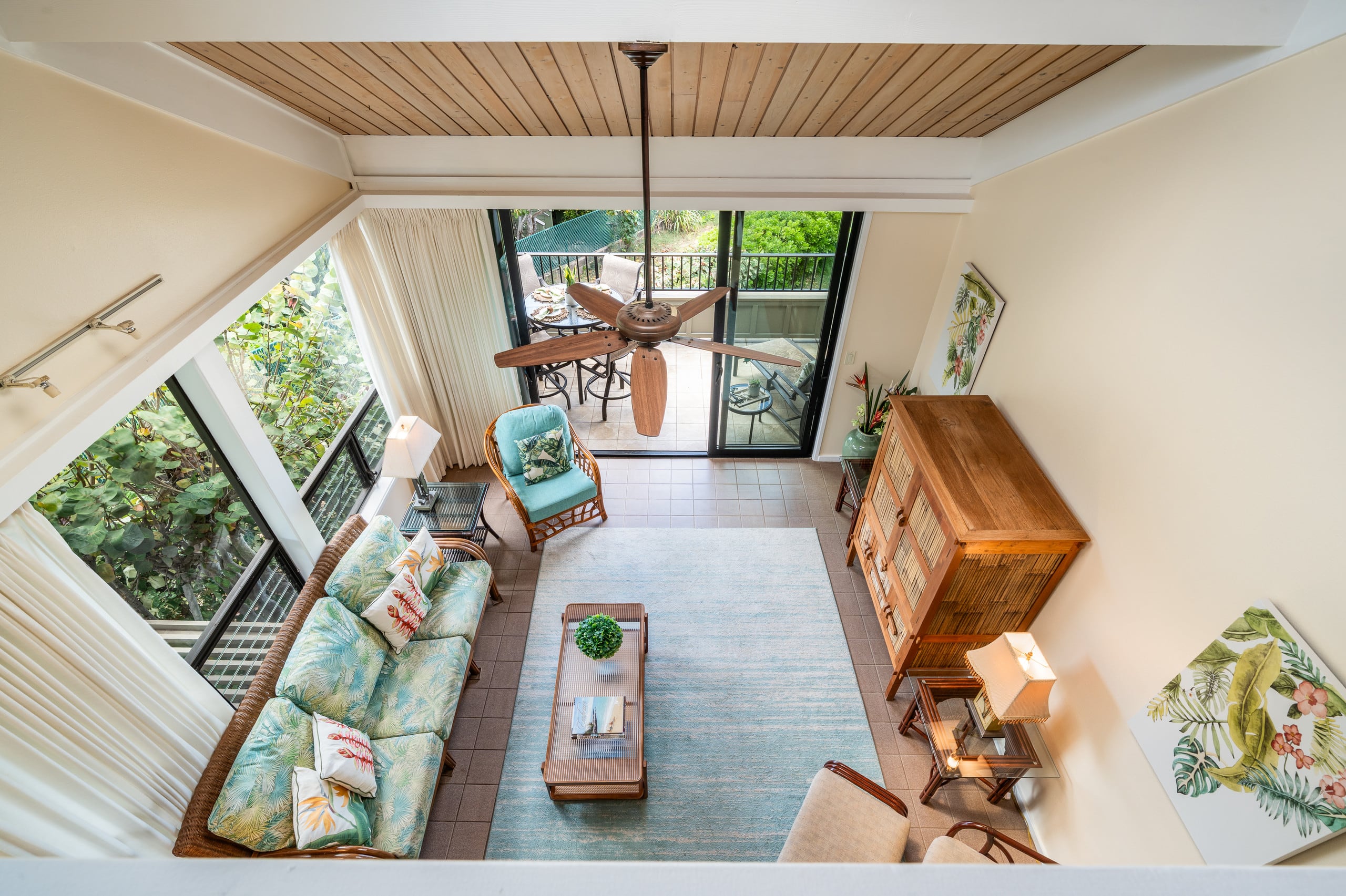 Condo in Lahaina · ★5.0 · 2 bedrooms · 4 beds · 2 baths - Image 25