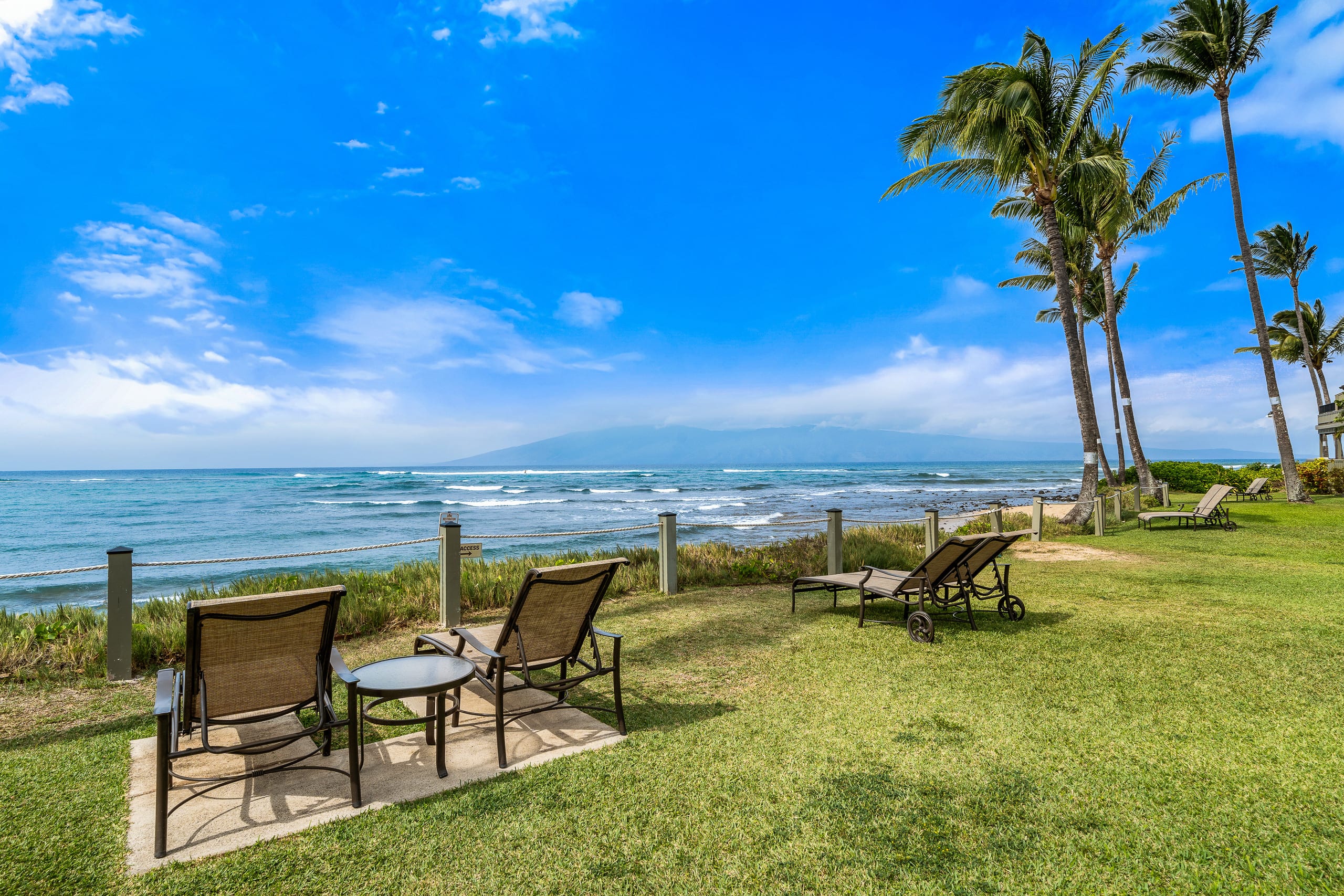 Condo in Lahaina · ★5.0 · 2 bedrooms · 4 beds · 2 baths - Image 41