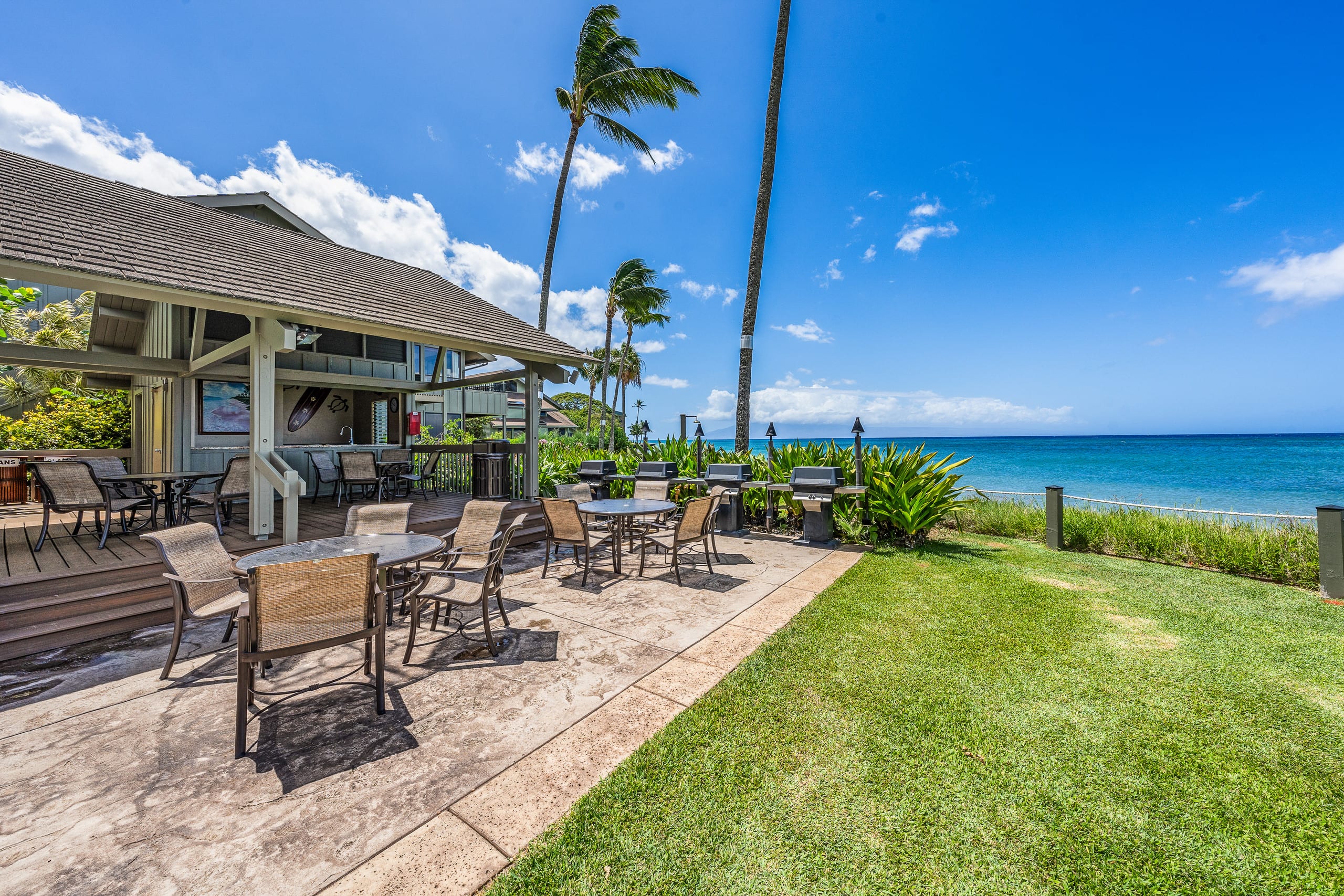 Condo in Lahaina · ★5.0 · 2 bedrooms · 4 beds · 2 baths - Image 40