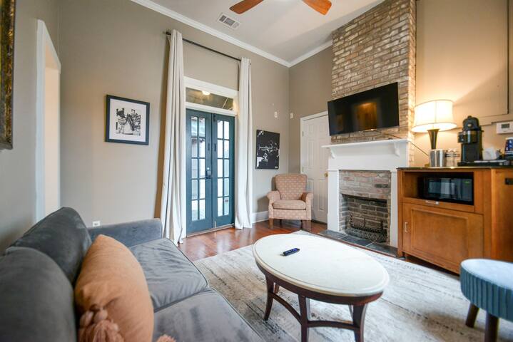 The Crescent Trio gallery image 3