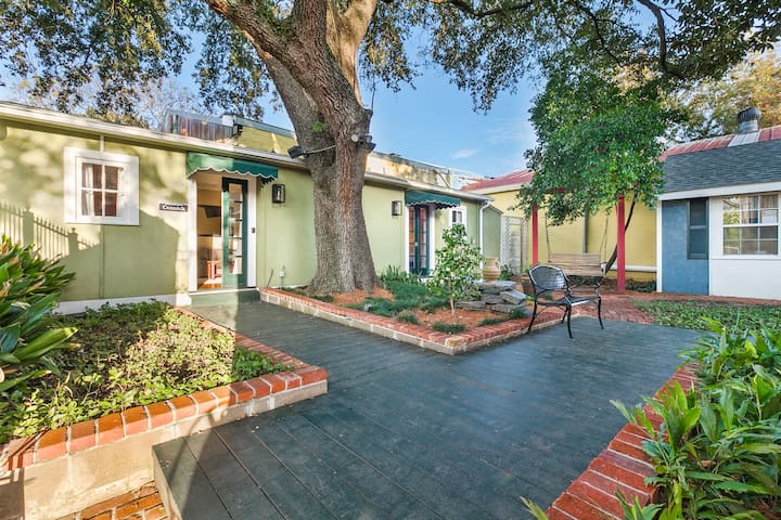 The Crescent Trio – Three Guest Houses