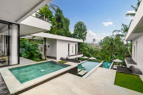 Villa Figaro : 6BR w/ Pool and Jungle View in Ubud