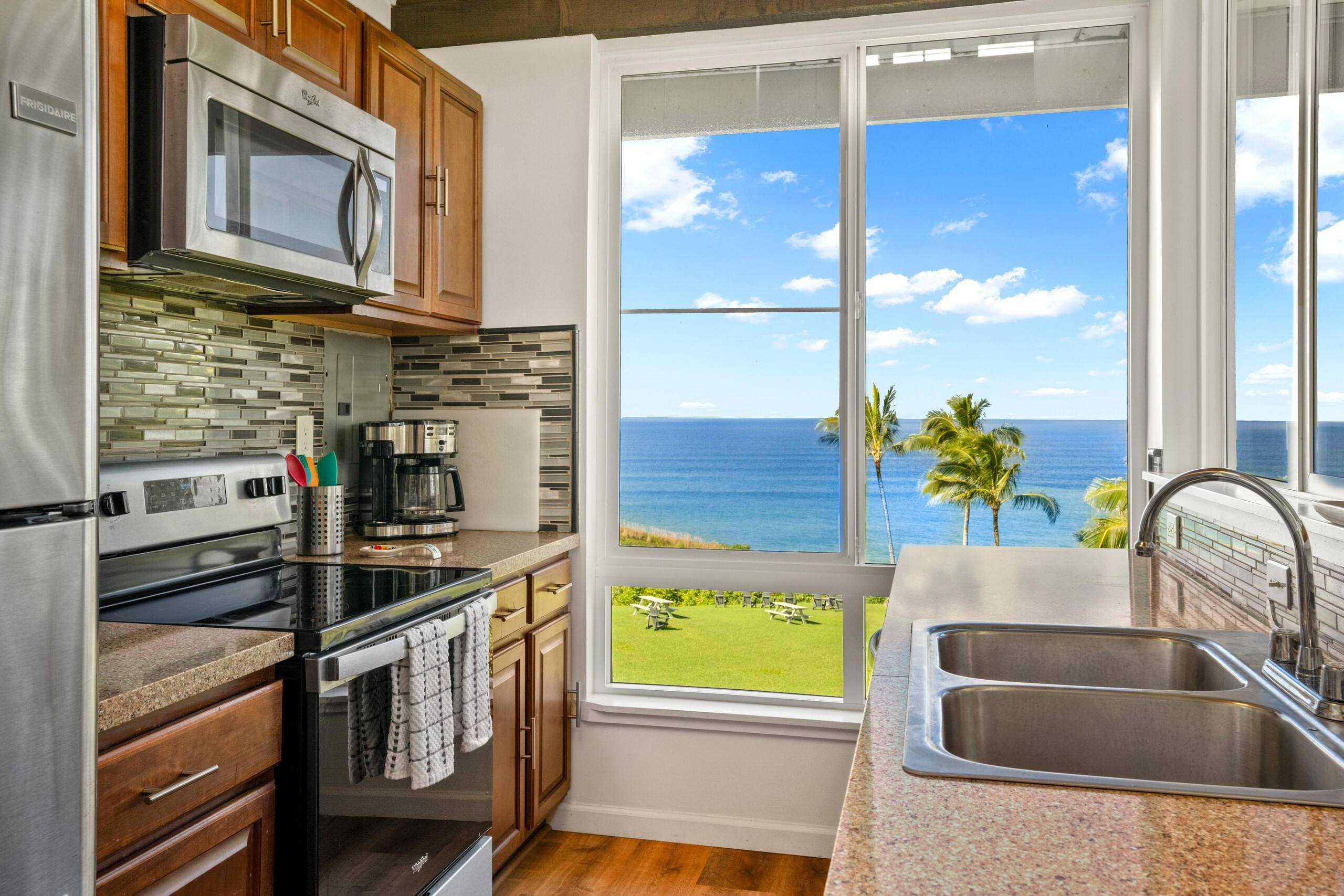 Condo in Princeville · ★4.83 · 2 bedrooms · 3 beds · 2 baths - Image 9