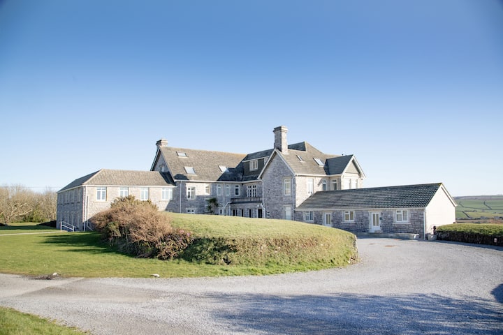 5 The Downs - Thurlestone
