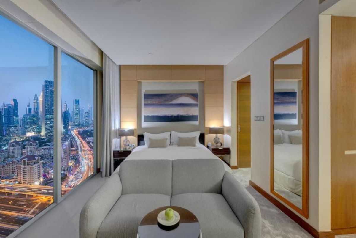Studio Apartment · Creston · Burj Khalifa View · IV 2