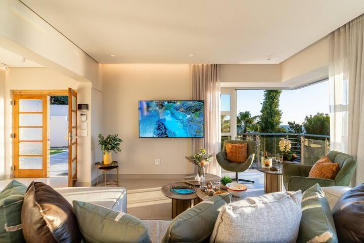 Lisburn On Clifton Views – Magnificent sea views gallery image 5