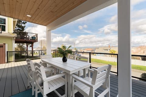 Spacious 3BR Home • Sleeps 8 • Private Backyard