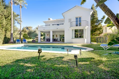 Olivo de Calahonda Villa