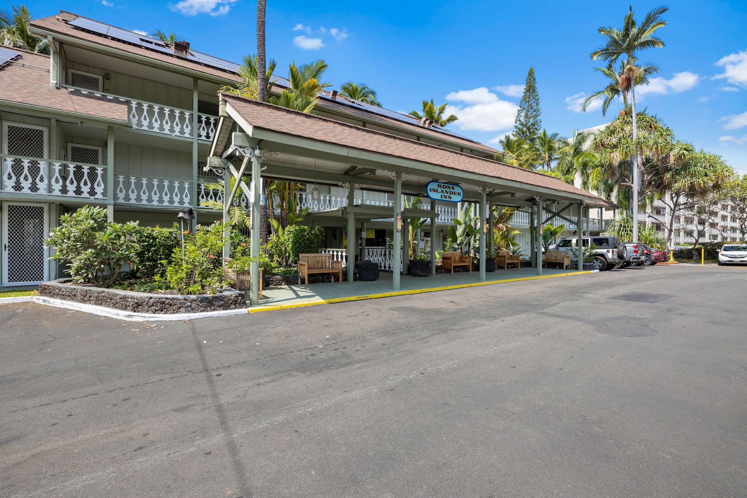 Condo in Kailua-Kona · ★4.67 · 1 bedroom · 2 beds · 1 private bath - Image 32
