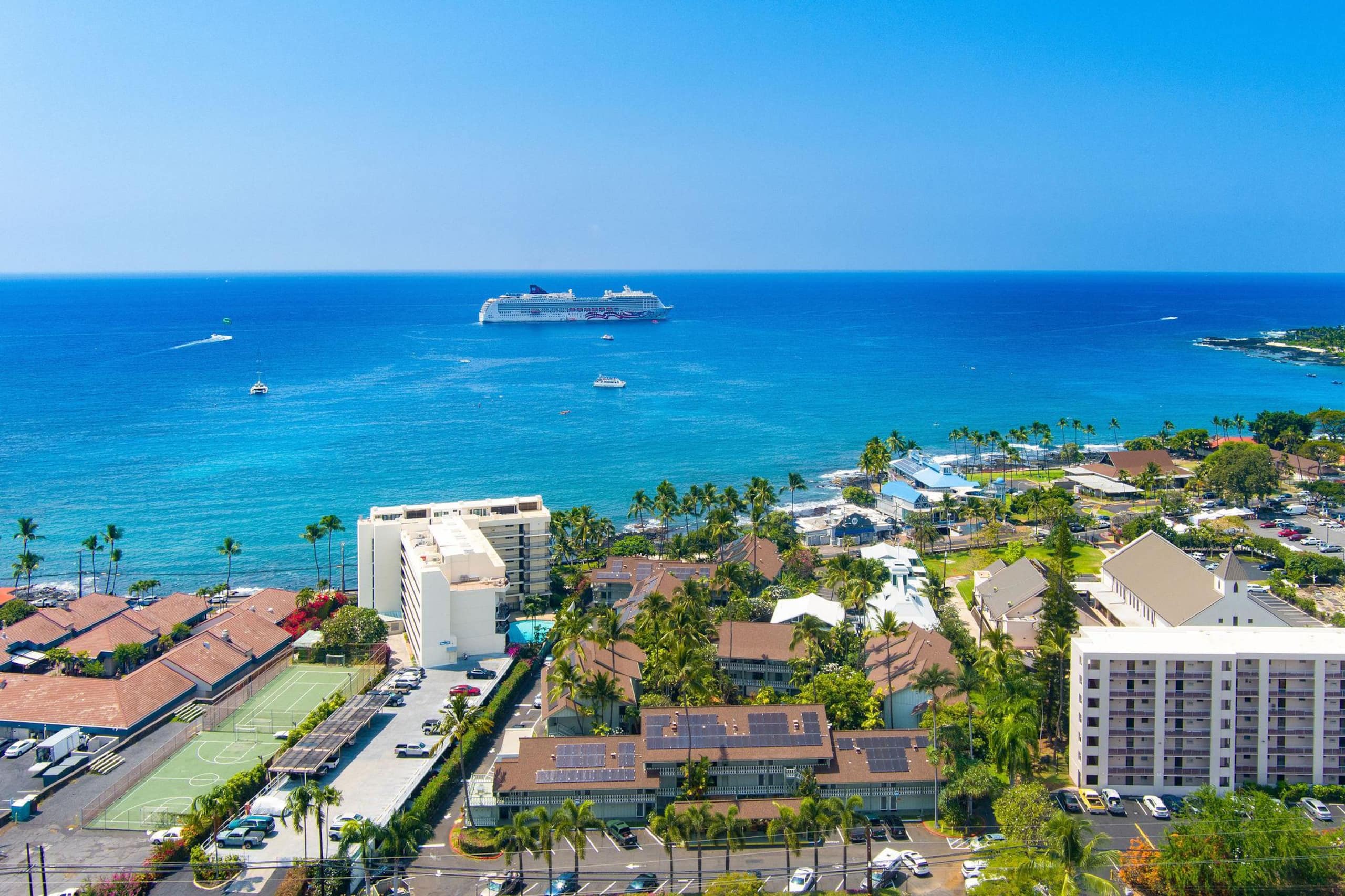 Condo in Kailua-Kona · ★4.67 · 1 bedroom · 2 beds · 1 private bath - Image 34