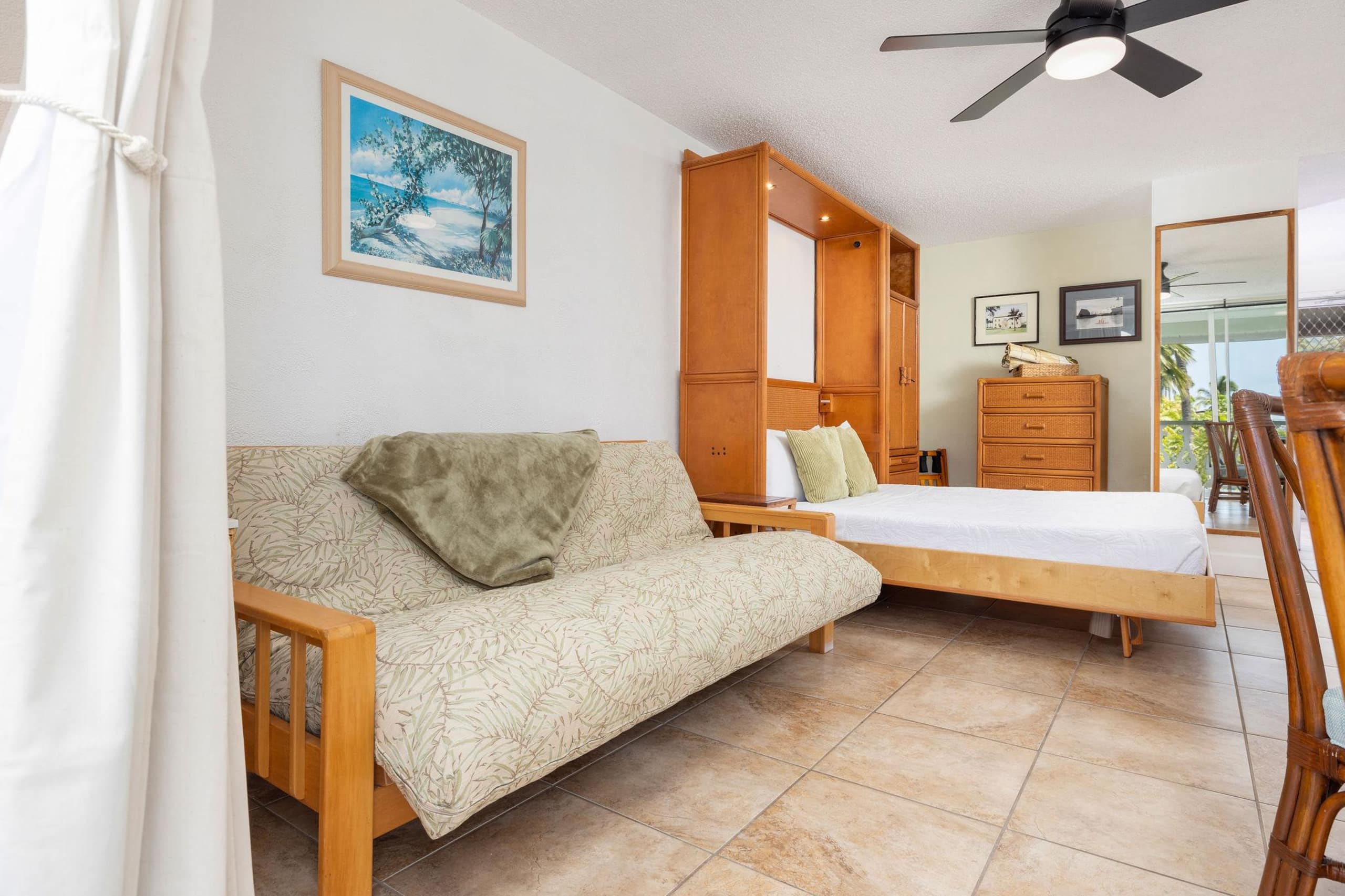Condo in Kailua-Kona · ★4.67 · 1 bedroom · 2 beds · 1 private bath - Image 13