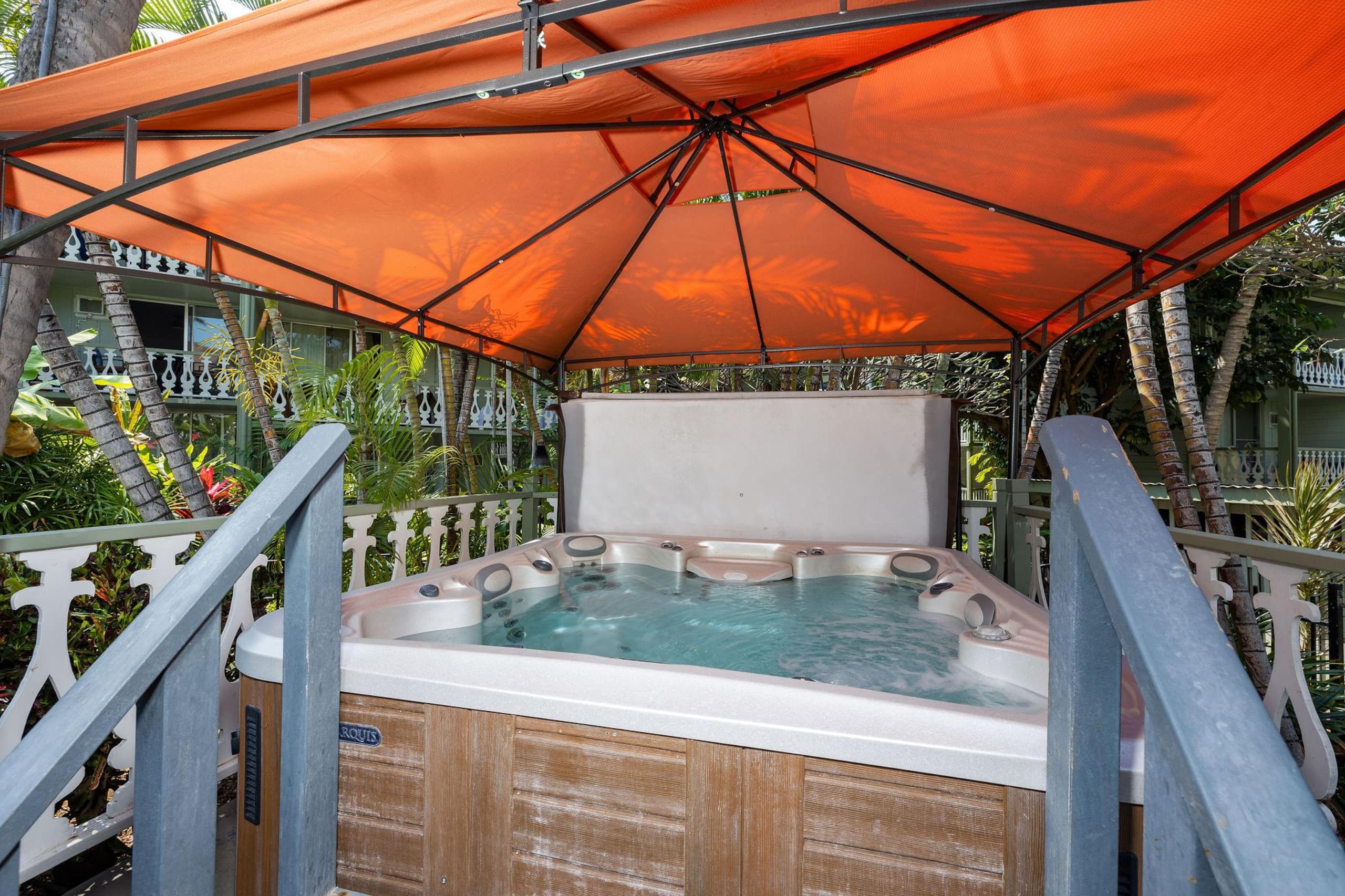 Condo in Kailua-Kona · ★4.67 · 1 bedroom · 2 beds · 1 private bath - Image 23