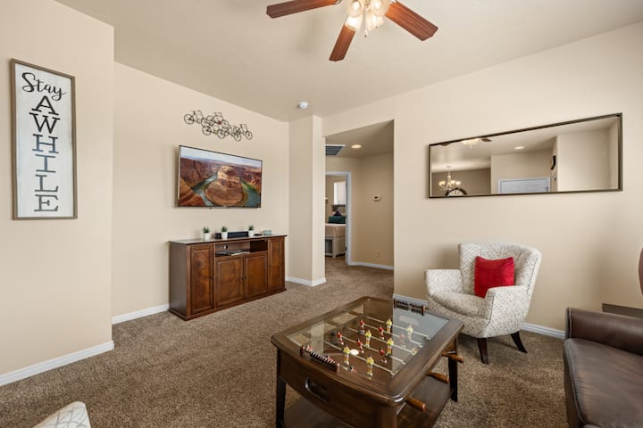 Desert Greens Retreat By J And Amy Bl 991500 - Mesquite, NV