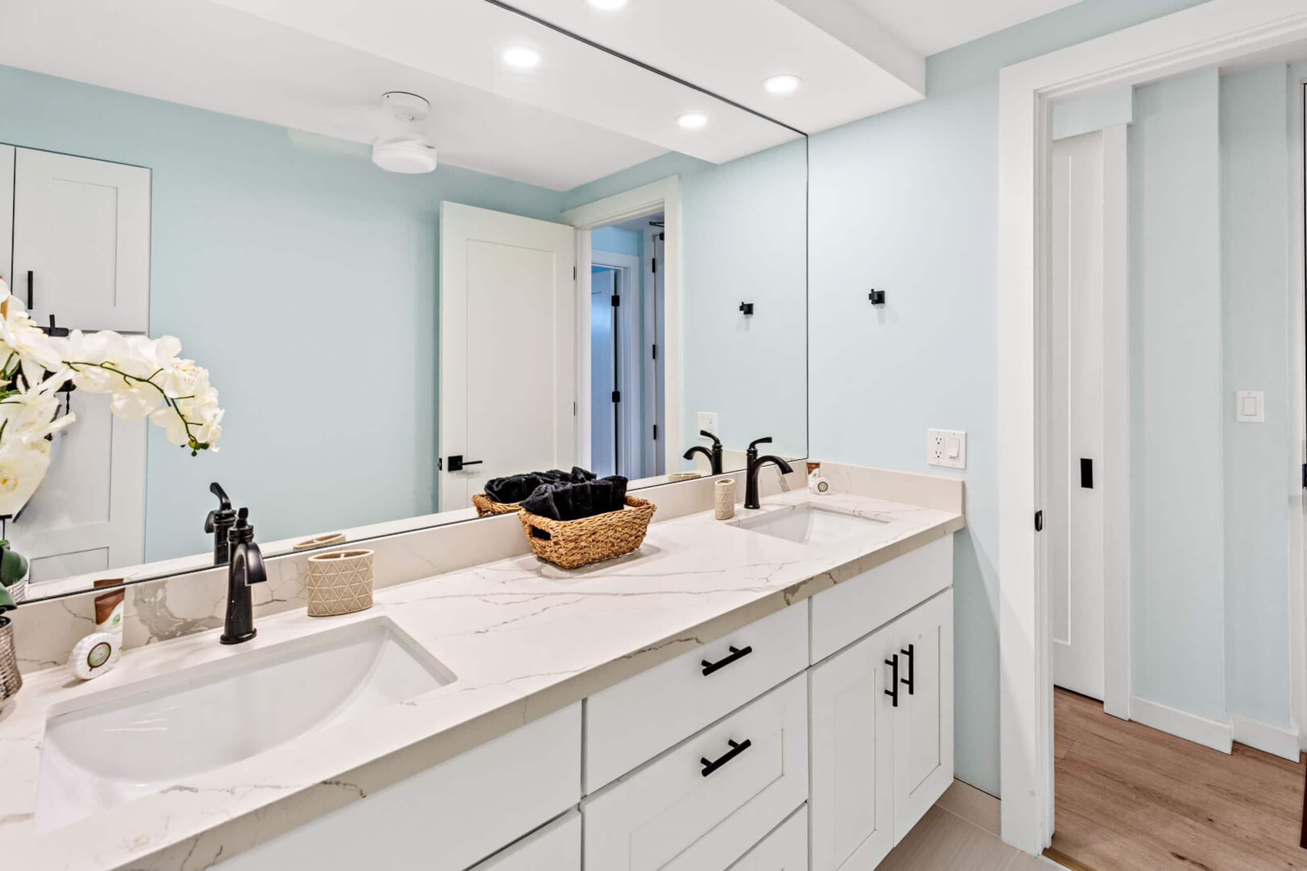 Condo in Lahaina · ★5.0 · 1 bedroom · 2 beds · 1 bath - Image 29