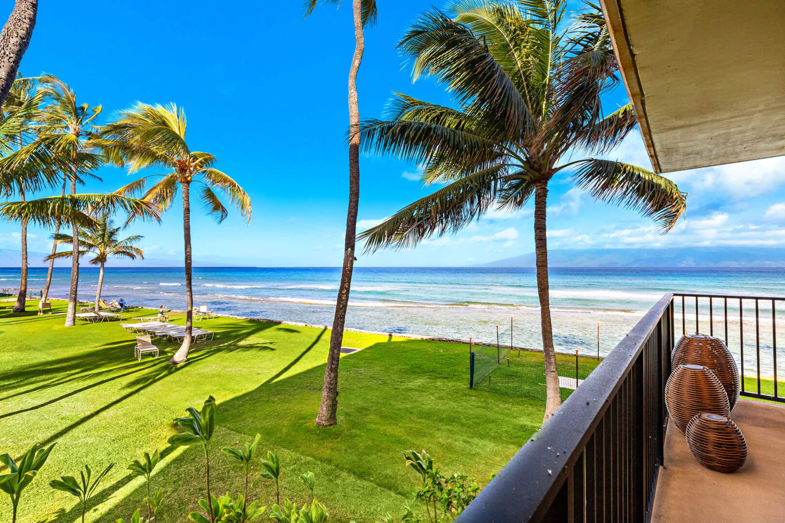 Condo in Lahaina · ★5.0 · 1 bedroom · 2 beds · 1 bath - Image 3