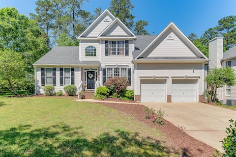 Fire Pit + Pool Access: Quiet Holly Springs Home