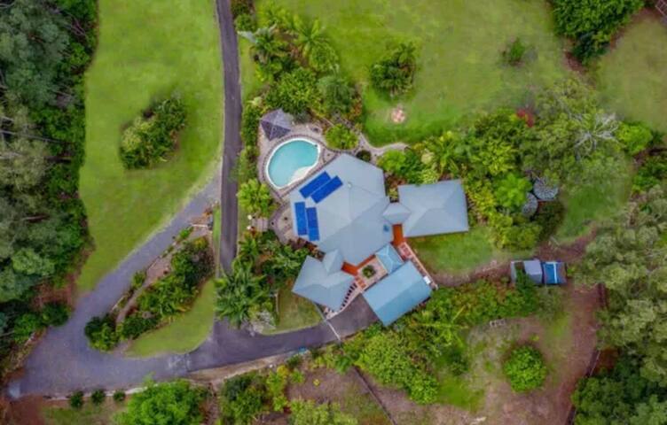 Ginger Wilde Hideaway. Bar. Dance. Spa Sleeps 35+ gallery image 2