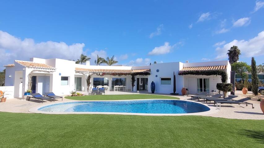 Charming Villa with Pool & Scenic Garden