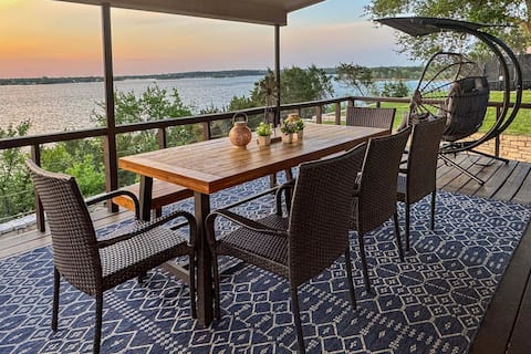 Successful Airbnb property: Luxe Lake Granbury Retreat: Dock, Deck & Game Room in Canyon Creek