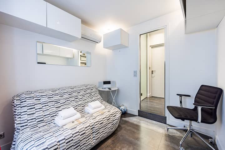 9 Rue Danielle Casanova 75001 Paris -25