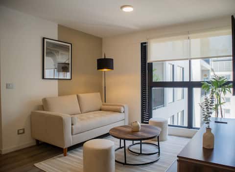 w* | Fantastic 2BR w/ Modern Deco in San Isidro