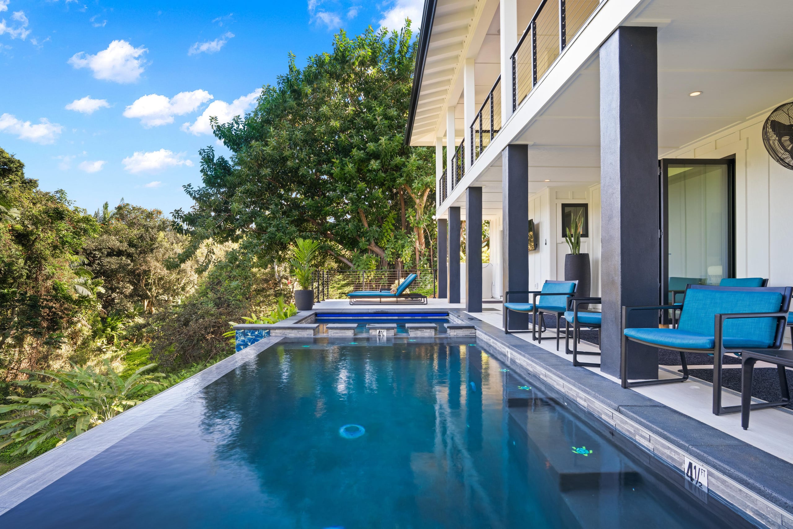 Modern Luxury Meets Tranquility - Photo 33