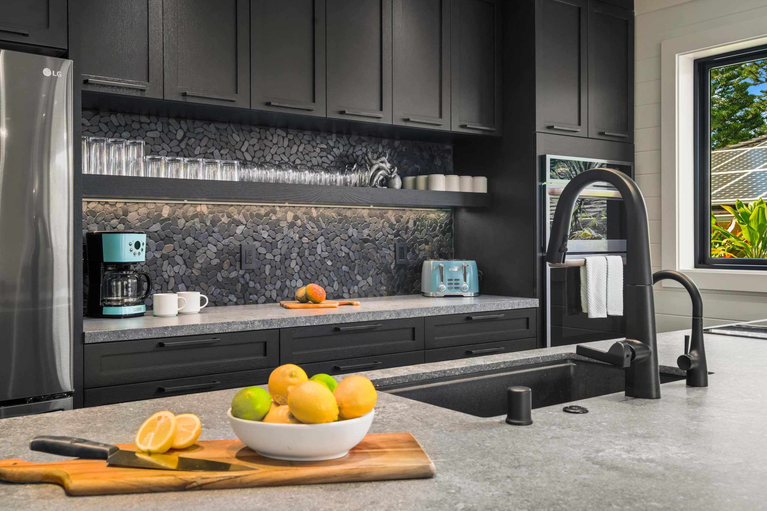 Modern Luxury Meets Tranquility - Photo 12