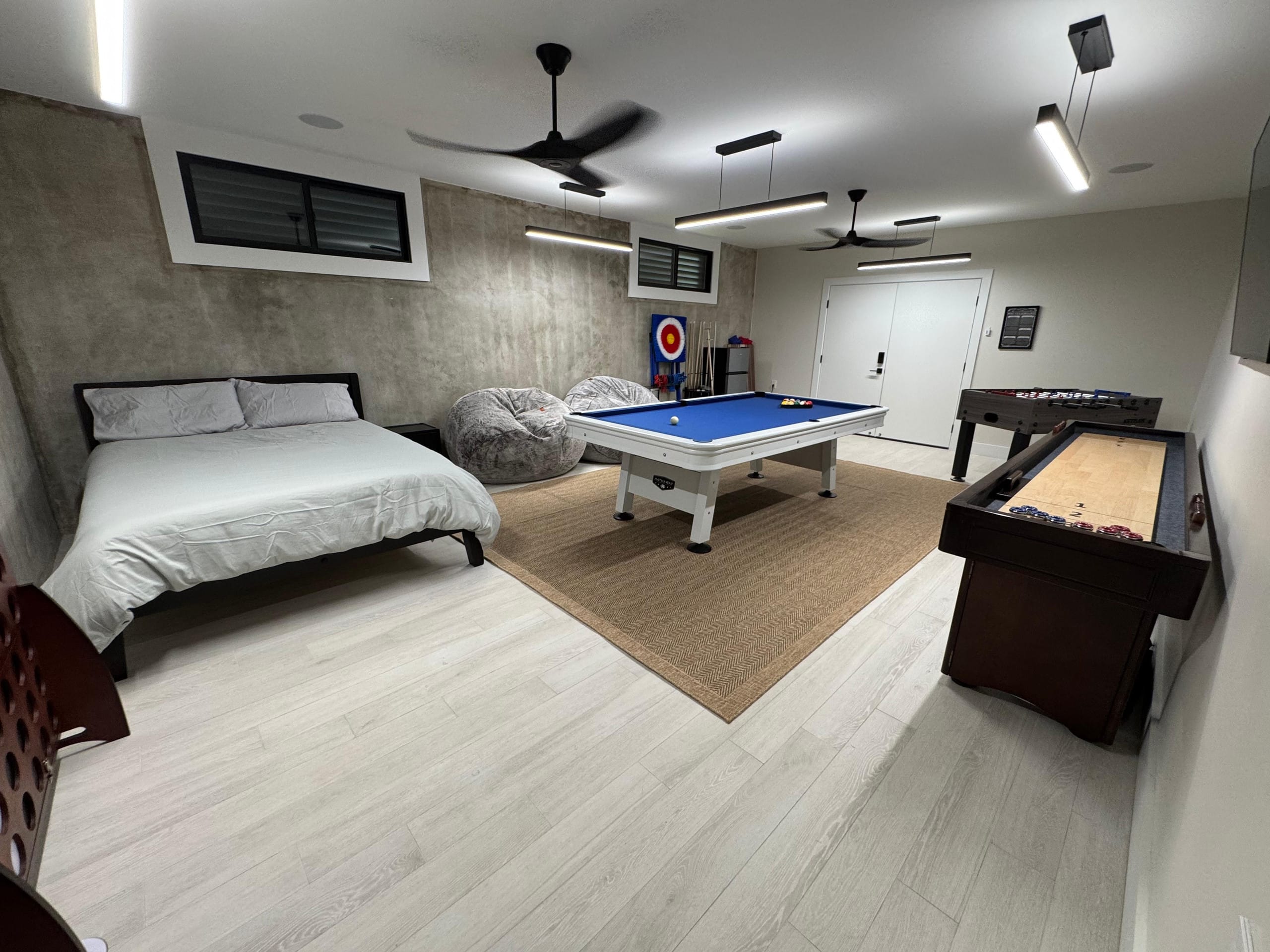 Modern Luxury Meets Tranquility - Photo 27