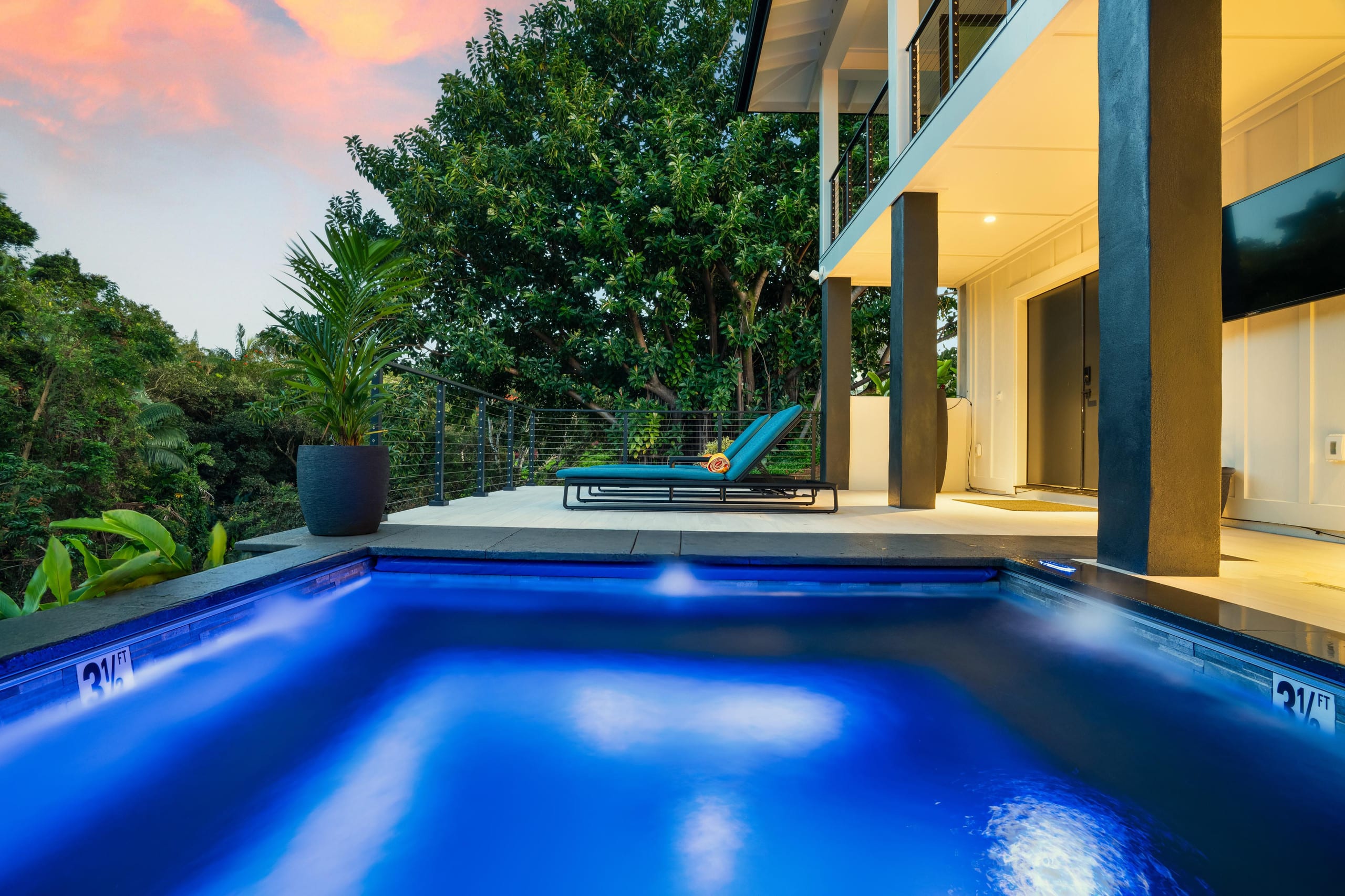 Modern Luxury Meets Tranquility - Photo 31