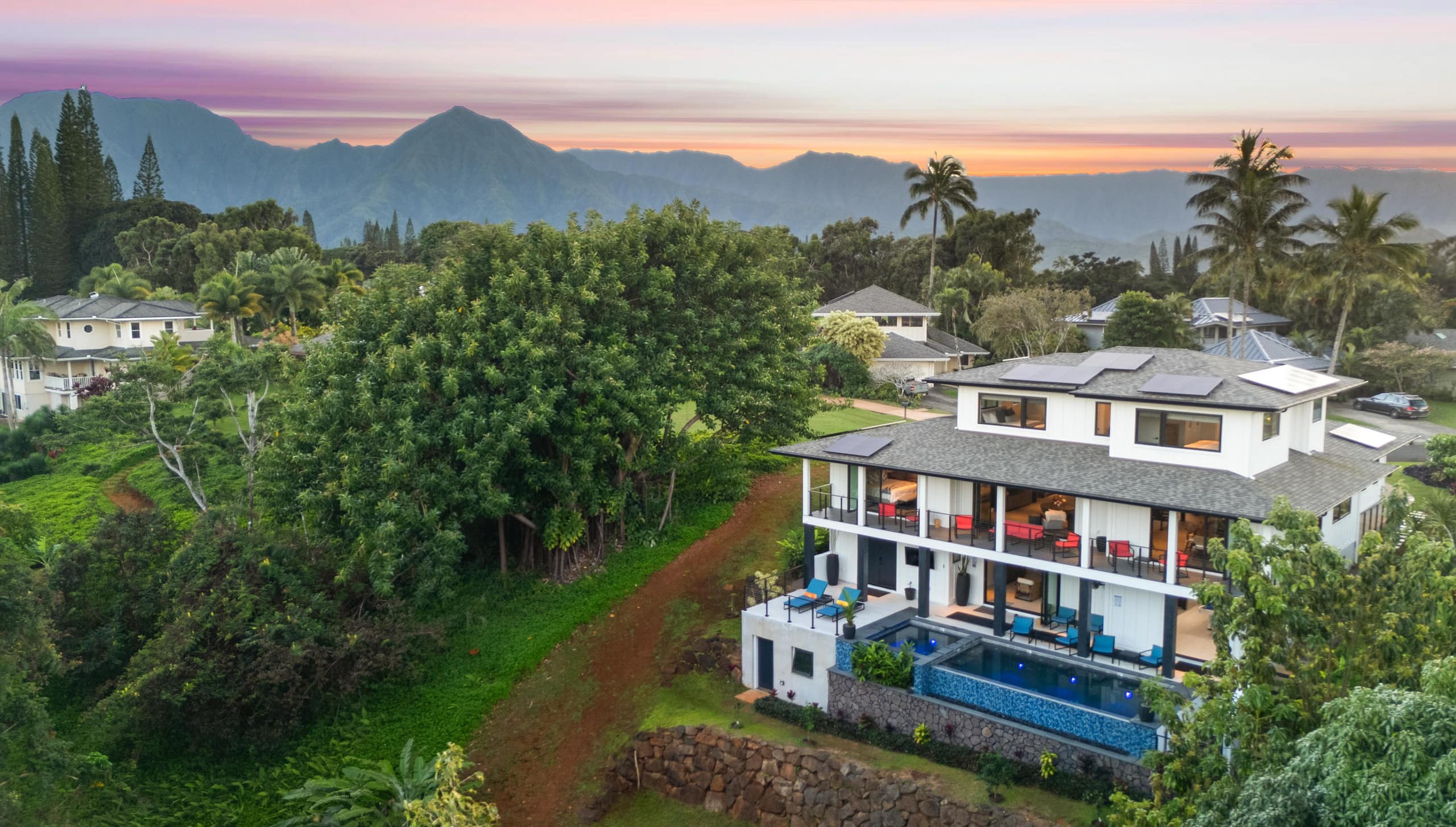 Modern Luxury Meets Tranquility - Photo 2