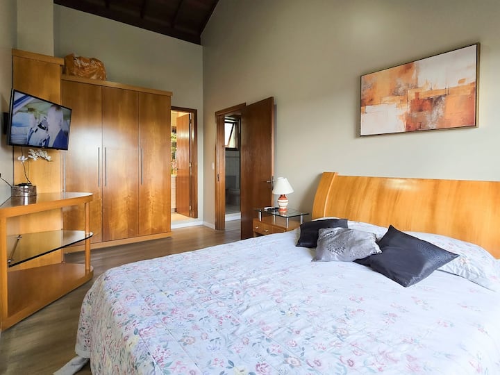 Საწოლი, სრული ოთახის ფოტო, ოთახი, ხედი (საკუთრებიდან /ოთახიდან)