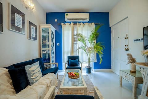 Aqua Crystal @Kiwistays | Near Beach | 2BHK | Pool