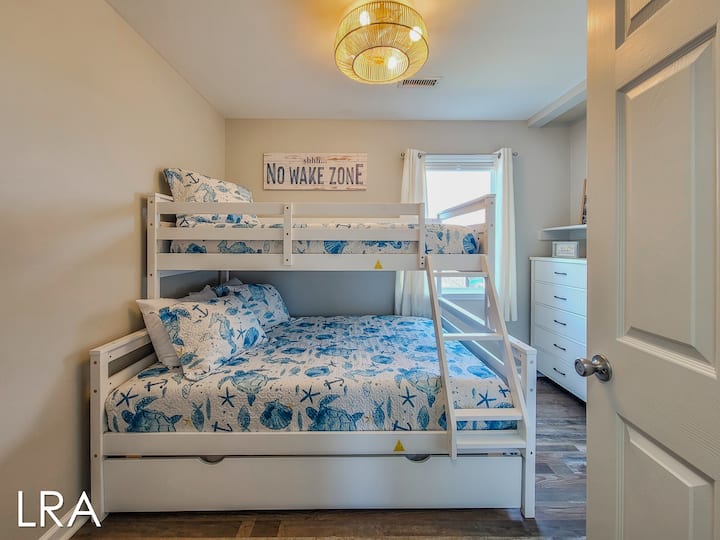 1109 N Topsail Rd (Knot A Worry [Int Ext]) - воден знак -20