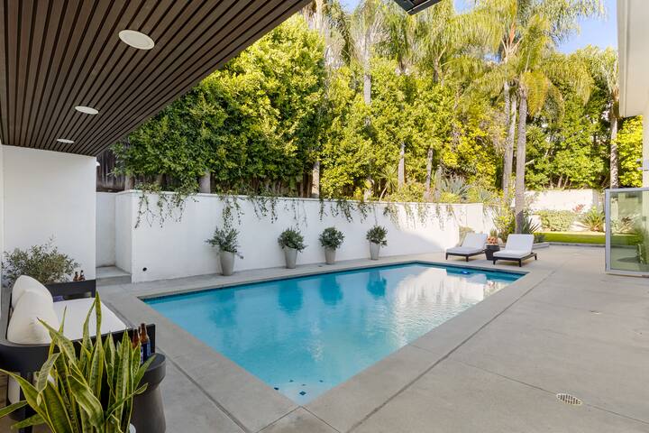 Hollywood Views + Private Pool | Near Sunset Strip gallery image 2