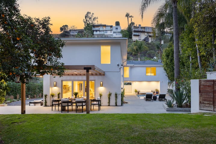 Hollywood Views + Private Pool | Near Sunset Strip