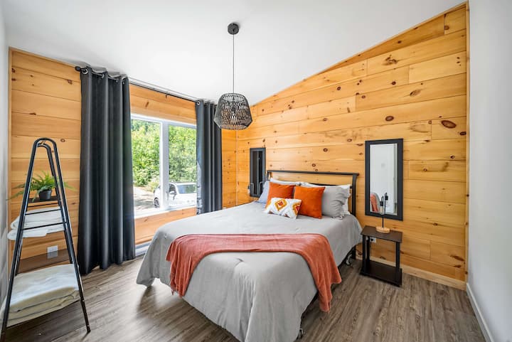 Chambre 1- Lit queen