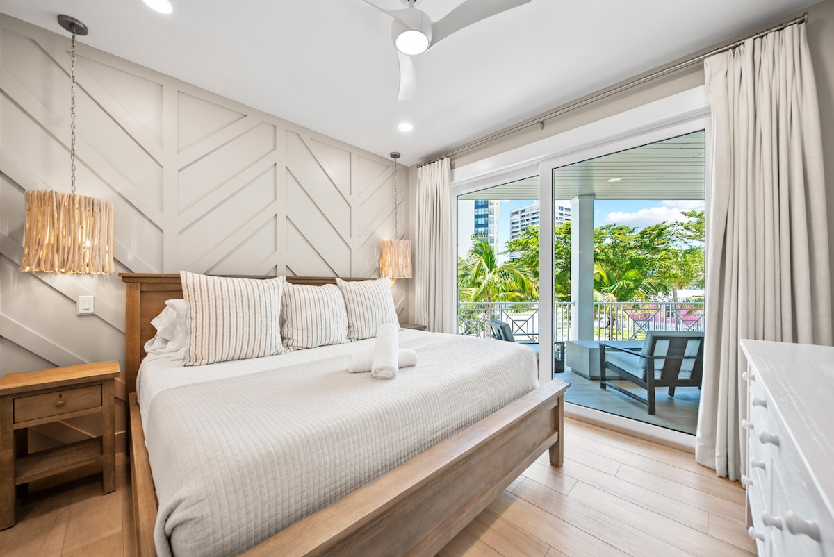 Bdr-4, king bed, HDTV, balcony, ensuite bathroom