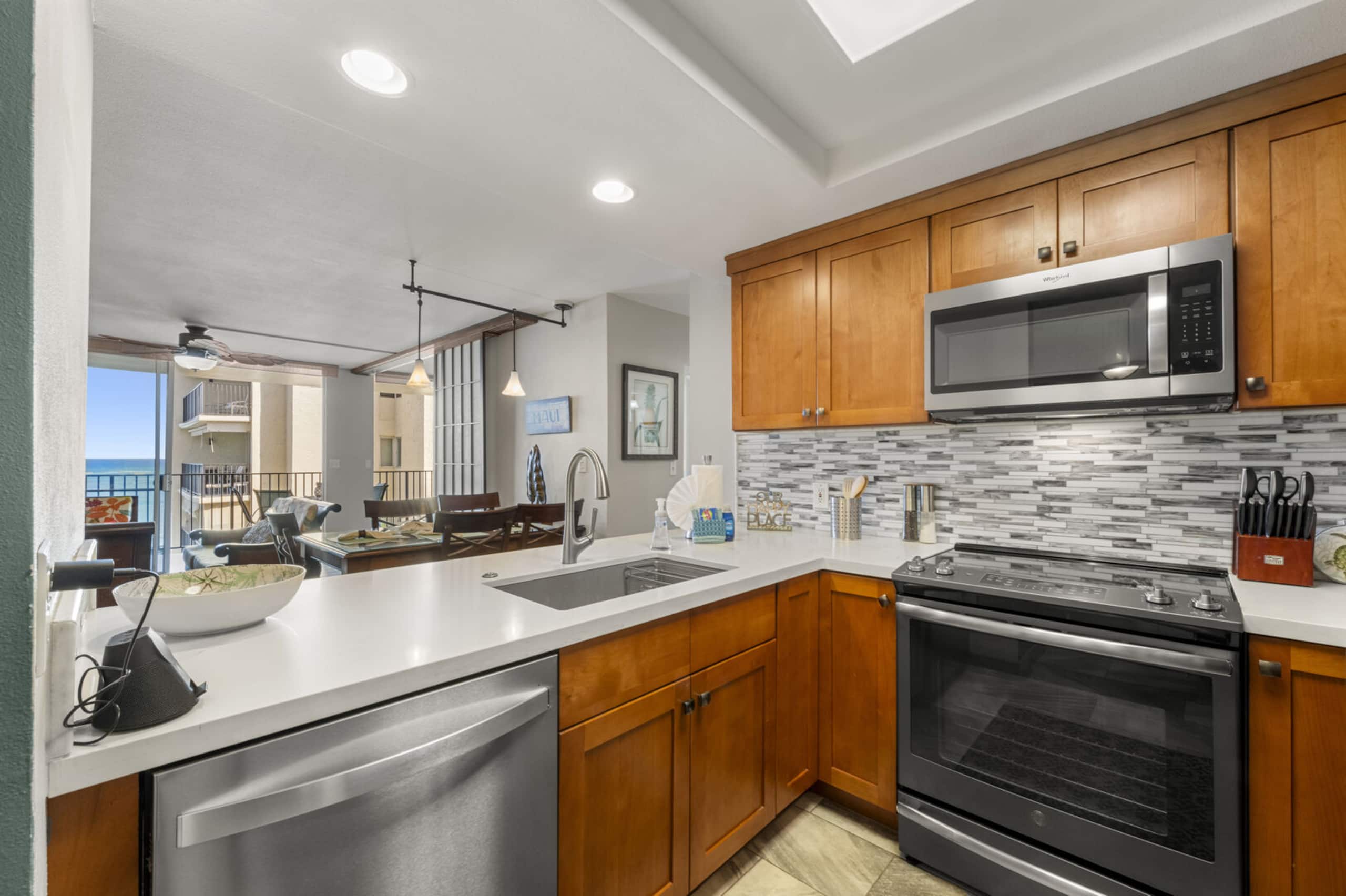 Home in Lahaina · ★5.0 · 2 bedrooms · 3 beds · 2 private baths - Image 12