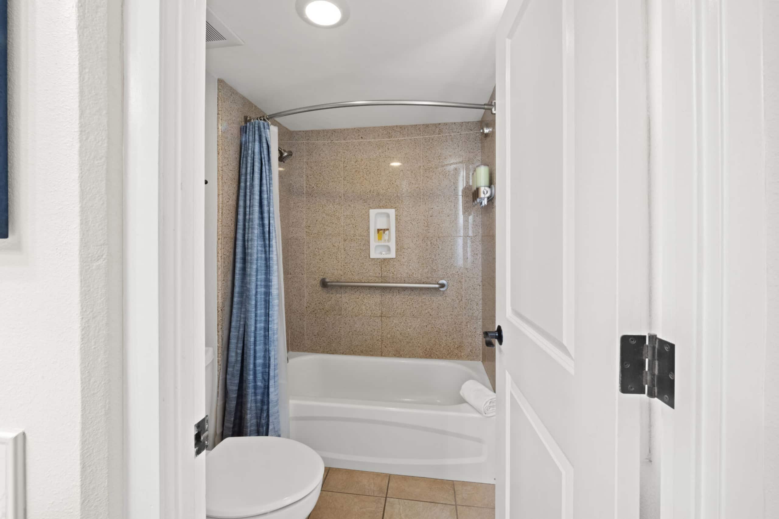 Home in Lahaina · ★5.0 · 2 bedrooms · 3 beds · 2 private baths - Image 23