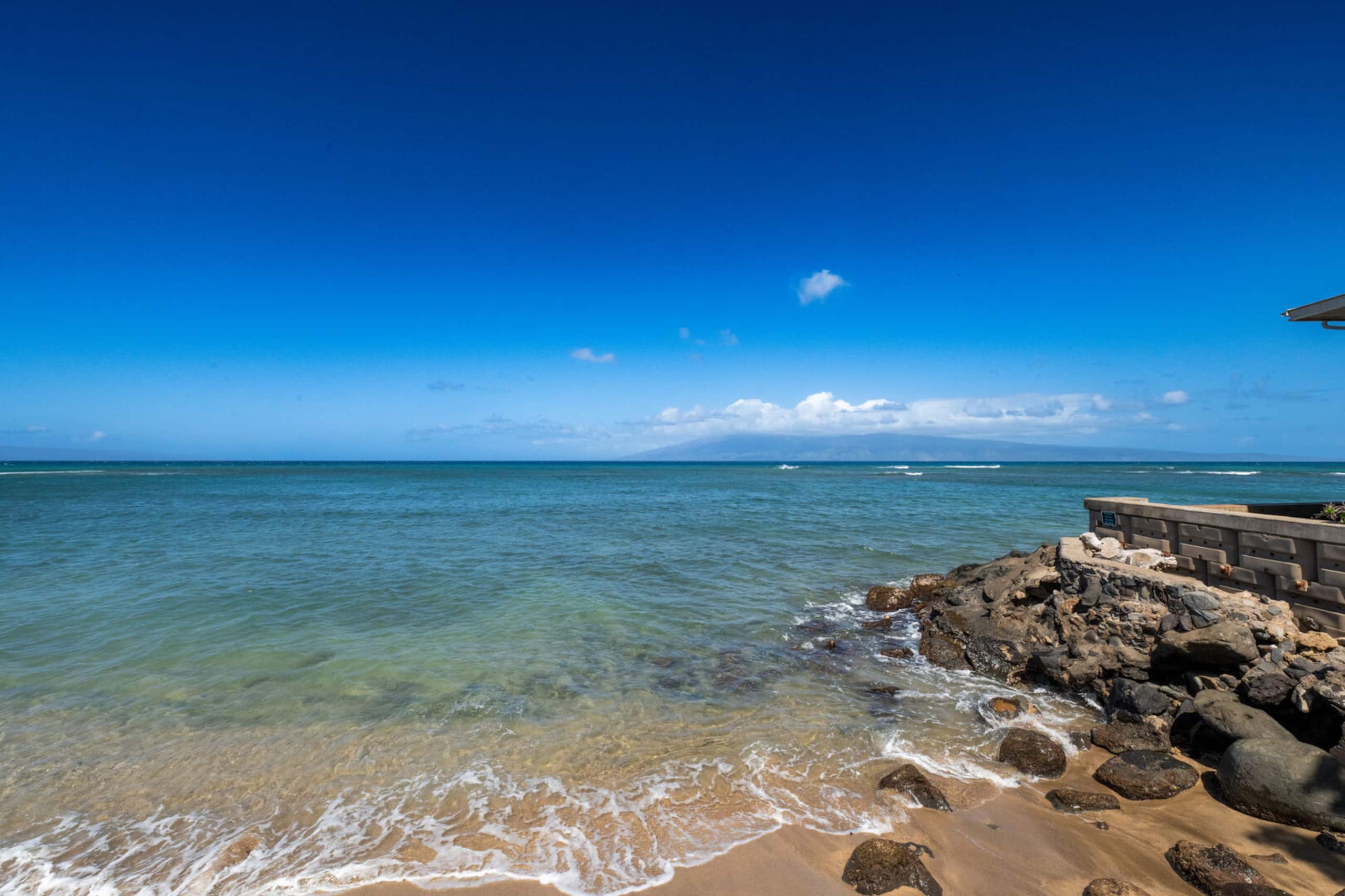 Home in Lahaina · ★5.0 · 2 bedrooms · 3 beds · 2 private baths - Image 34
